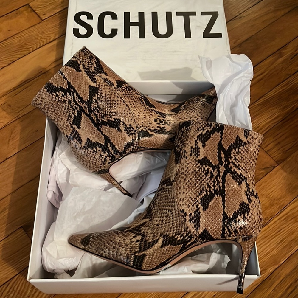 Schutz Brown/Tan Snakeskin Ankle Boots